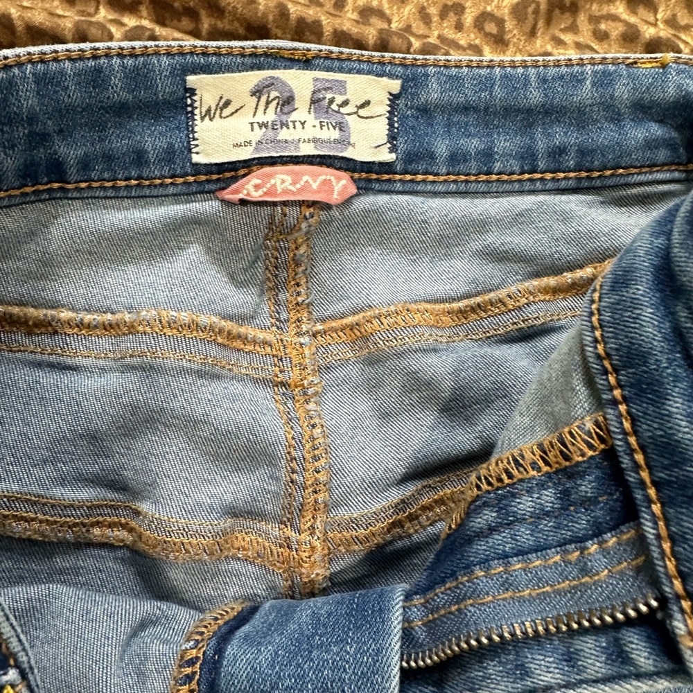 FREE PEOPLE We The Free CRVY Wild Honey Flare Jeans sz 25 - Picture 4 of 7